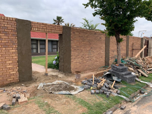Boundary Wall